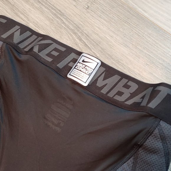 EUC Men's Nike Pro Combat Black Hyperstrong Baseball Slider Shorts - Size Large - Picture 12 of 16